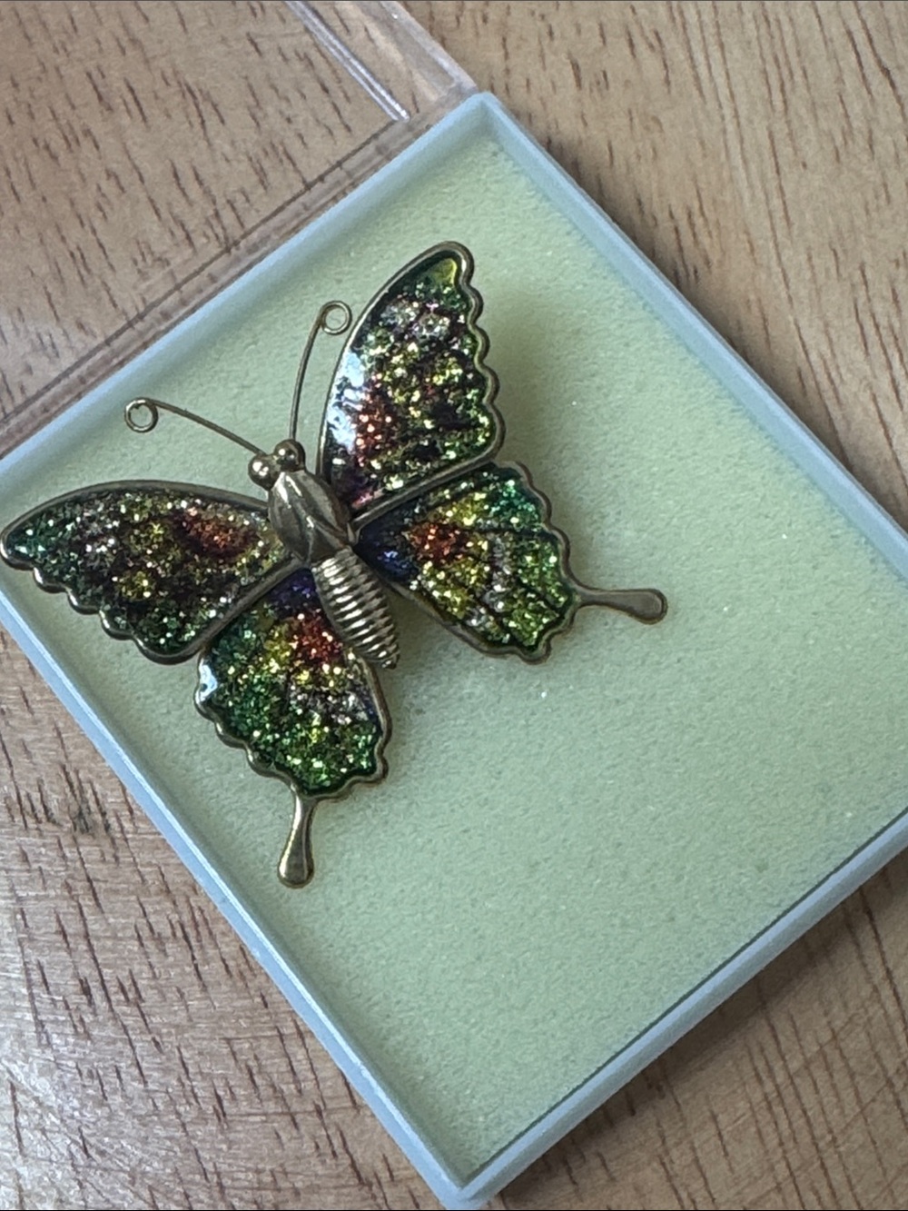 Vintage Iridescent Multicolor Butterfly Brooch - Elegant Women’s Jewelry